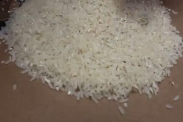 ¡DESAGRADABLE! Arroz con gorgojos: así llegaron las cajas CLAP al puerto de Cartagena (+Video asqueroso)