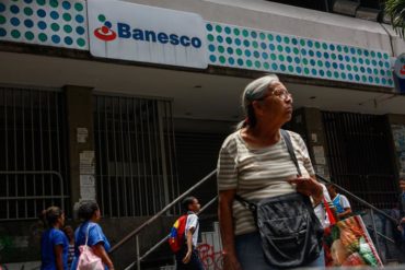 ¡LO DIJO! “Aquí comemos por Banesco, es el único donde se reciben remesas”, dijo sin filtros una clienta