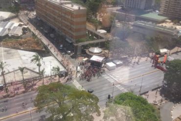 ¡NO LO VERÁS EN VTV! Esta es la realidad del paupérrimo cierre de Maduro en la av. Bolívar (+Video + cuatro gatos)