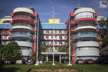 ¡VÉALO! Este fue el triste almuerzo que recibieron este #27May los pacientes del Hospital Universitario (+Foto denigrante)