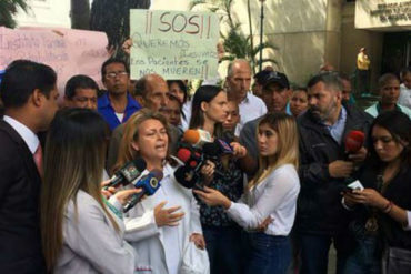 ¡ENTÉRESE! CNP y Sntp ante ataque a periodistas en hospital Vargas: Gobierno es responsable de agresiones a la prensa