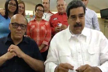 ¡QUÉ FUERTE! A Maduro lo compararon con excremento en plena transmisión de Facebook Live: “Eres color caca” (Video + Risas)