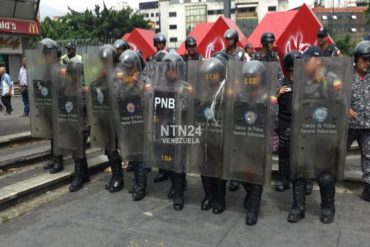 ¡ATENCIÓN! PNB impide a manifestantes concentrarse en Chacaíto (reportan fuerte presencia policial) (+Videos)