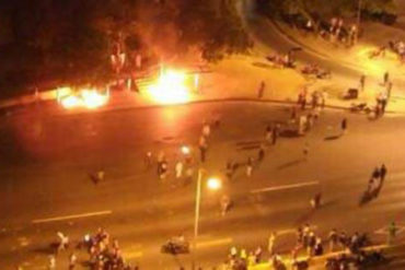 ¡SE ALZARON! En Carabobo se registraron protestas en la madrugada de este #21May (+Foto)