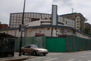 ¡QUÉ TRISTEZA! Lo llevaron a las ruinas: Así se encuentra hoy el famoso Teatro La Campiña (+Foto +Provoca llorar)