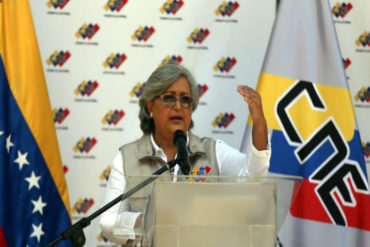 ¡ENCHUFE ILEGAL! Súmate denuncia que Tibisay Lucena también detenta la presidencia del CNE de forma «ilegítima»