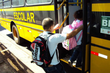 ¡INSÓLITO! Este es el nuevo y muy peligroso transporte escolar en Yaritagua (+Foto que da vergüenza)