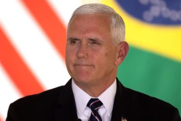 ¡OIGAN, MILITARES! Mike Pence pide a la FANB «tomar la bandera de la democracia»: «Si eligen el otro camino, deberán rendir cuentas”