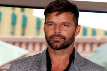 ¡TAJANTE! Ricky Martin le lanza a quienes rechazan aislarse por el COVID-19: «Brutos» e «ignorantes»