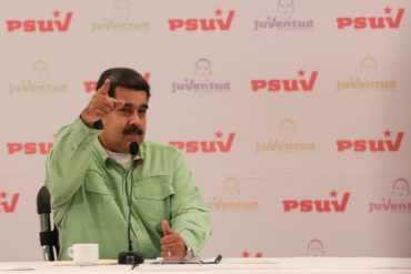 ¡NO SORPRENDE! En medio del apagón el Psuv ratificó a Maduro como su presidente