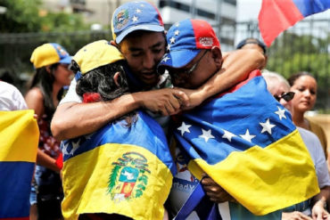 ¡ENTÉRESE! Piden a Perú permitir ingreso de niños y ancianos venezolanos sin pasaporte