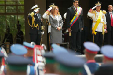 ¡PENA AJENA! Milicia descoordinada y bailarines improvisados: En lo que derivó el desfile del 5 de julio (+Video)