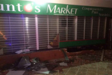 ¡HAMPA DESATADA! Encapuchados violentaron supermercado de Anzoátegui y se robaron la comida en la madrugada