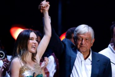 ¡NO SABE «EL CAMBIO» QUE LES VIENE! Así celebró Belinda la victoria de López Obrador  en México (+Video)