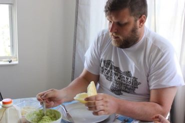 ¡MIREN! Sepa quién es Bradley Center, el “Gringo Come Arepa” que se convirtió en amante de la comida venezolana (Fotos + Video)