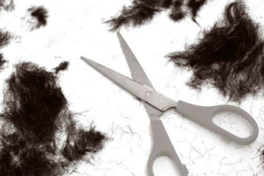 ¡PARA QUE APRENDA! En Colombia le “trasquilaron” el cabello a una venezolana que se metió a robar en supermercado
