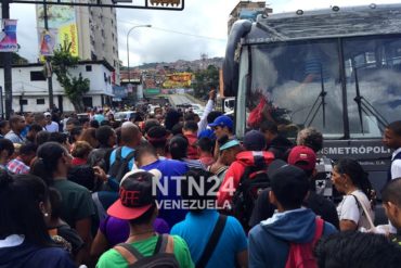 ¡CAOS TOTAL! Colapsaron las calles de Caracas tras apagón: Sin luz, metro, transporte ni líneas telefónicas (+Fotos)