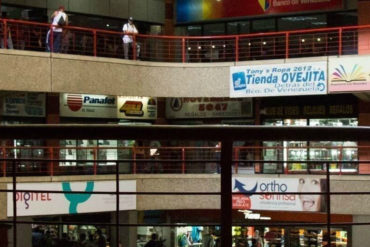 ¡ALERTA! Lo que estarían haciendo los militares en el centro comercial de El Valle que puso a temblar a los comerciantes