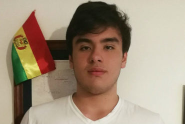 ¡ADMIRABLE! Desde Bolivia este joven se restea y se solidariza con el preso político Lorent Saleh (Evo se retuerce) (+Foto)