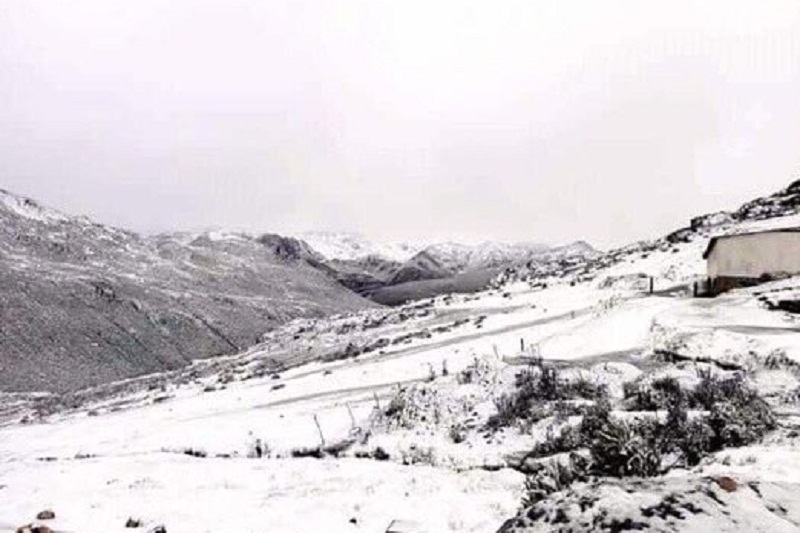 ¡MÁGICO! En Mérida nevó por más de 24 horas y así quedaron sus montañas