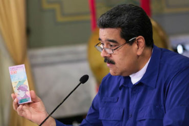 ¡DESESPERO! Ahogado por la crisis, Maduro se aferra a las «políticas del nuevo comienzo» económico como si fueran un salvavidas