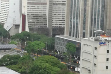 ¡SEPA! Reportan presencia de tanquetas tras incidente en la avenida Bolívar