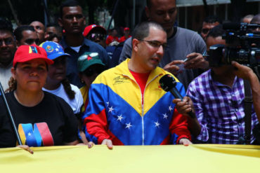 ¡SI TÚ LO DICES! Arreaza sobre supuesto atentado a Maduro: Lo que quieren es una guerra entre venezolanos