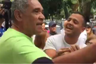 ¡VULGAR! Simpatizante del chavismo atacó a equipo de prensa que cubría protesta (+Video + Ofendió a manifestantes)