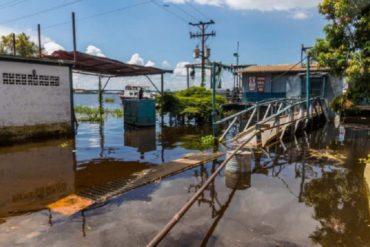 ¡QUÉ PELIGRO! Ciudad Bolívar en alerta roja: reportan que el río Orinoco está a punto de desbordarse (+Fotos alarmantes)