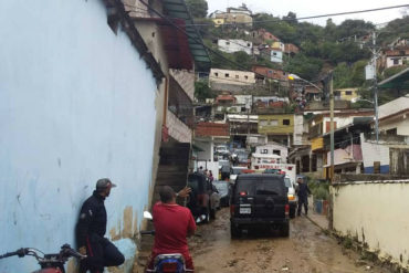 ¡QUÉ TRAGEDIA! Confirman muerte de dos niñas al quedar tapiadas en su casa a consecuencia de las fuertes lluvias en Vargas  (+Fotos)