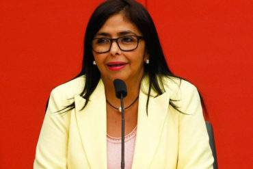 ¡SE LIMPIAN LAS MANOS! Delcy Rodríguez culpa a la sanciones de EEUU a Venezuela por pérdidas de más de 1.000 millones de dólares