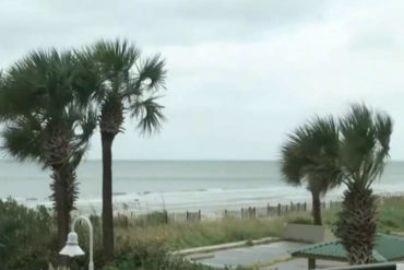 ¡SE LAS MOSTRAMOS! Las primeras imágenes del paso del huracán Florence en Carolina del Norte (+Videos +Qué miedo)