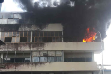 ¡LO ÚLTIMO! Se incendió la maternidad del Hospital Jesús María Casal Ramos de Acarigua-Araure (+Fotos)