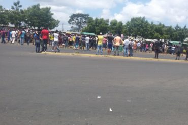 ¡ATENCIÓN! Reportan intento de saqueo en el Mercado de Chirica en San Félix #24Sep (+Video)