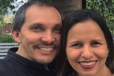 ¡SÉPALO! Habló la esposa del periodista Isnardo Bravo tras ser detenido: «No ha hecho algo ilegal»