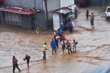 ¡QUÉ DOLOR! Relatos de los habitantes de Vargas sobre las fuertes lluvias que sorprendieron a la comunidad de La Cabrería (+Fotos)