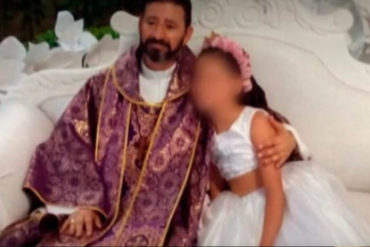 ¡JESUCRISTO! Sacerdote colombiano es acusado de drogar niñas con “agua bendita” para violarlas