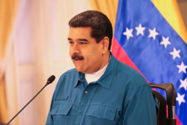 ¡CARA ‘E TABLA! Maduro «descubrió» que cajeros solo dan una miseria en efectivo: «Solo dan 10Bs.S en los bancos ¿qué es eso?»