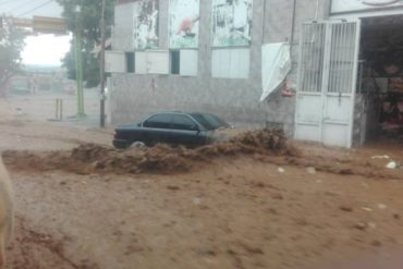 ¡PENDIENTES! Inameh pronostica fuertes precipitaciones en estos 9 estados por el paso de una onda tropical