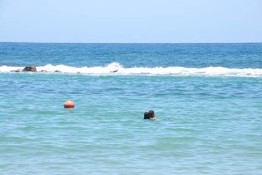 ¡QUÉ TRAGEDIA! Un adolescente murió tras sufrir un extraño mareo dentro de la Playa Sheraton