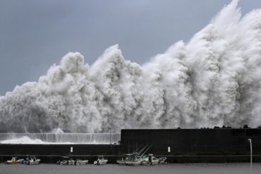 ¡VÉALAS! Las imágenes más impactantes del paso del tifón Jebi por Japón (+Fotos + Video)