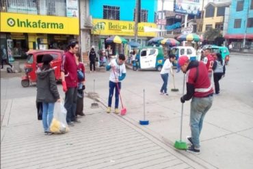 ¡GRAN EJEMPLO! Venezolanos en Perú realizaron una jornada de limpieza en áreas públicas (+Fotos)