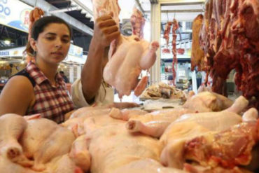 ¡MIRE! Las tremendas colas que se formaron por la llegada del pollo a San Cristóbal (+Video)