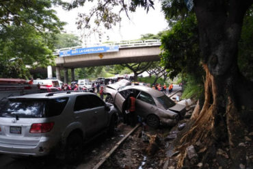 ¡TERRIBLE! 1 fallecido y 4 heridos en accidente de tránsito en la Cota Mil a la altura de La Castellana este #23Oct (+Fotos+Videos)