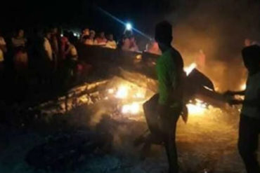 ¡ENTÉRESE! Militares colombianos forzaron aterrizaje e incineraron una avioneta con presunta droga en La Guajira