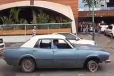 ¡QUÉ DECADENCIA! Carros circulan a “rin pela’o” ante elevado costo de los cauchos (+Video)