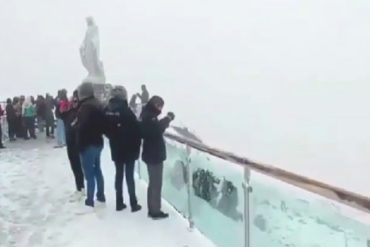 ¡ESPECTACULAR! Una nevada vistió los paisajes del Pico Bolívar este #13OCT (+Imágenes)