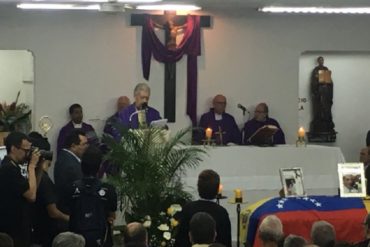 ¡LE MOSTRAMOS! Así de bonita fue la misa en honor al concejal Fernando Albán en la capilla de la UCV (Fotos +Videos)