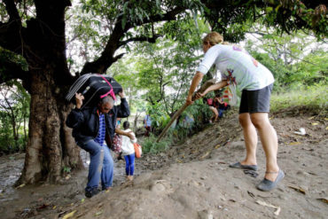 ¡ENTÉRESE! Colombia instala nuevos puntos migratorios en las trochas por masivo ingreso de venezolanos