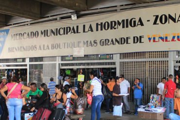 ¡PÍLLALO! Situación irregular en el mercado La Hormiga de El Cementerio (Maduro habría ordenado sacar a los comerciantes del lugar) (+Videos)